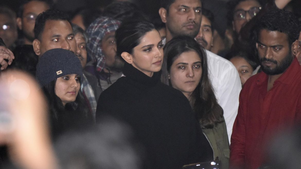 Deepika Padukone exposed; took Rs 5 crore to participate in anti-CAA protest at JNU - The Real Kashmir News