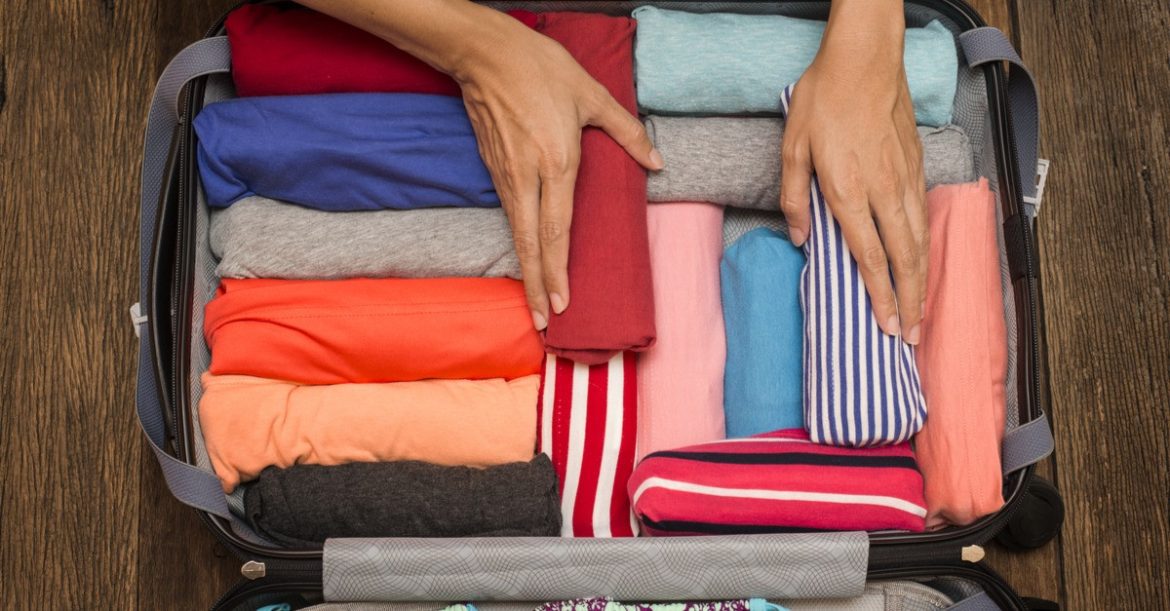 4 ways to travel light this summer 