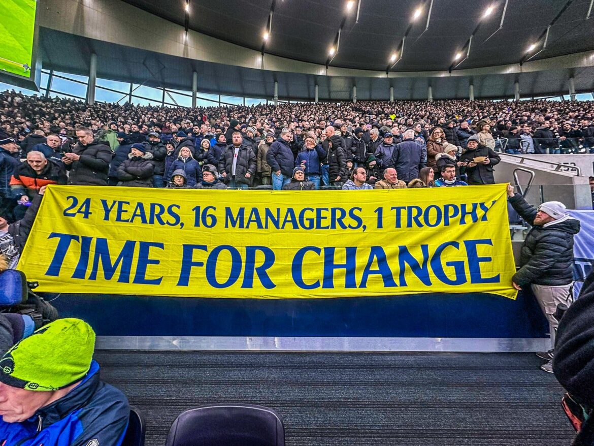 r/soccer - Spurs' Fans unfurled this Banner and sending the message to the Management "24 years, 16 managers, 1 trophy. Time for change."