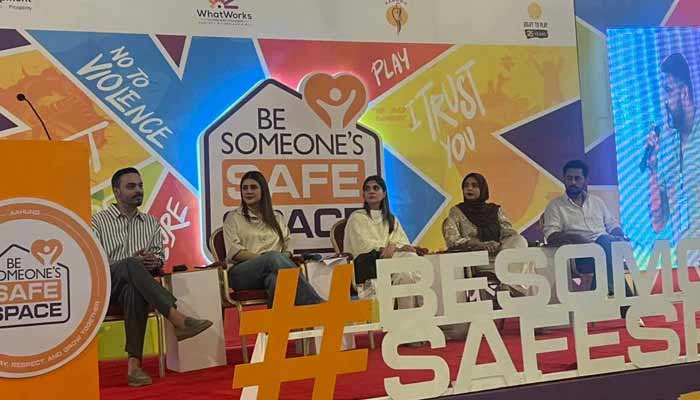Inter-school competition highlights students’ voices on bullying, gender-based violence Actor Gohar Rasheed and Kubra Khan attend an inter-school art competition held in Karachi. — The News