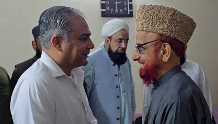 Naqvi meets religious scholars, dispels rumours of seminaries, mosques closure Naqvi meets religious scholars, dispels rumours of seminaries, mosques closure