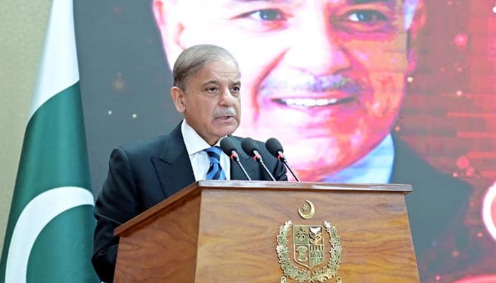 PM Shehbaz vows zero tolerance for hatred, chaos and terrorism Prime Minister Shehbaz Sharif addresses a special ceremony on the eve of Diwali on October 20, 2025. — PID