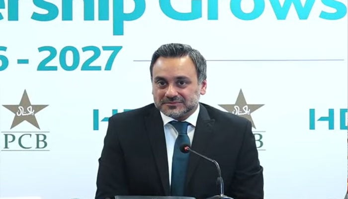 PSL CEO announces auction for two new franchises Pakistan Super League (PSL) Chief Executive Officer (CEO) Salman Naseer addresses a press conference at the National Bank Stadium in Karachi on October 29, 2025. – PCB