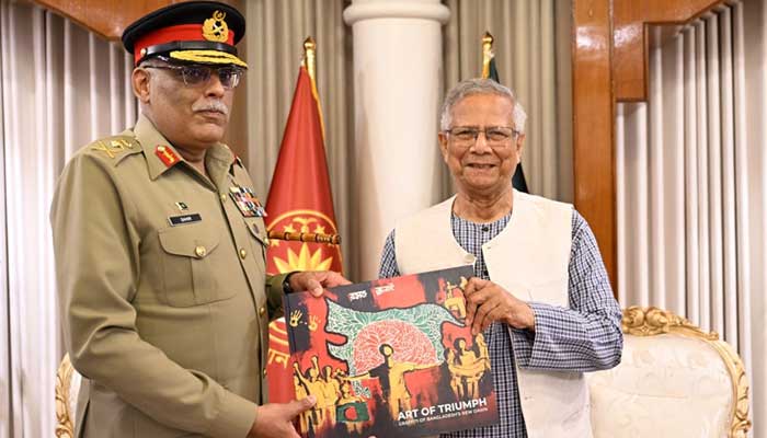 Pakistan, Bangladesh stress strengthening bilateral defence, security cooperation Pakistans CJCSC General Sahir Shamshad Mirza (left) meets Bangladeshs Chief Adviser Muhammad Yunus on October 26, 2025. — X@ChiefAdviserGoB