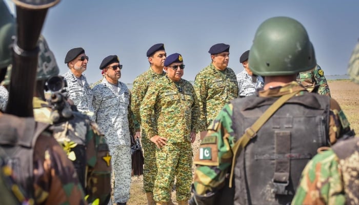 Pakistan Navy stands ready to defend ‘every inch of maritime Chief of the Naval Staff Admiral Naveed Ashraf during his visit to forward posts in Creeks Area, October 25, 2025. — X/@dgprPaknavy