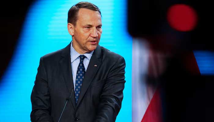 Poland DPM Sikorski to visit Pakistan from Oct 23-24 Polish Foreign Minister Radoslaw Sikorski speaks during a press conference with German Foreign Minister Johann Wadephul (not pictured) as they meet in Berlin, Germany, June 4, 2025. — Reuters