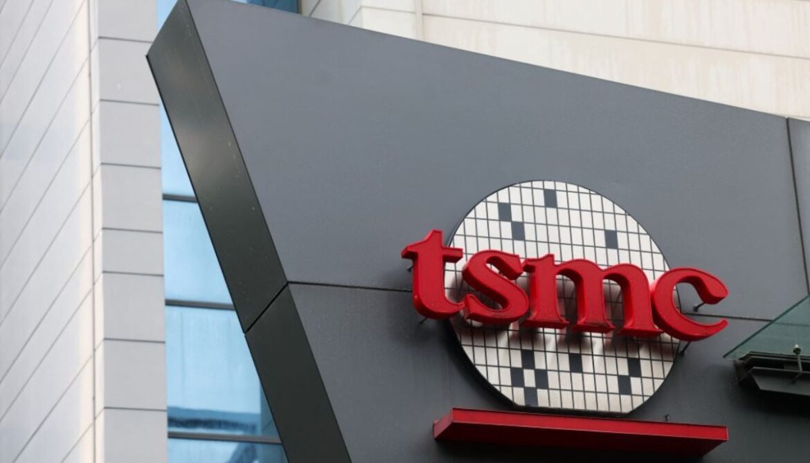 TSMC sues ex-executive at Intel over secret breach concerns 