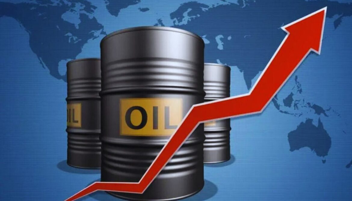 Oil prices hikes as market weighs supply risks