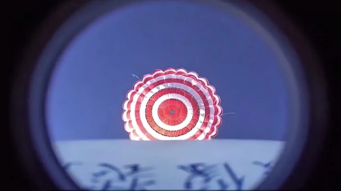 Using a parachute-recovery system, the recoverable payload capsule landed safely and was retrieved at the Jiuquan Satellite Launch Center. PHOTO: XINHUA