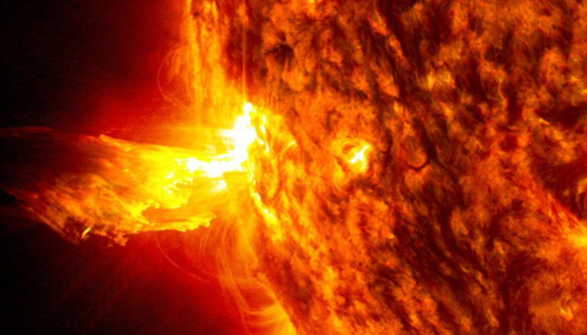 Sun appears spotless for first time in four years, scientists report