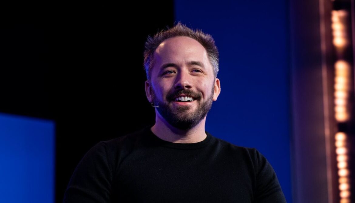 Dropbox CEO Drew Houston exits after 19 years leading the cloud storage pioneer 