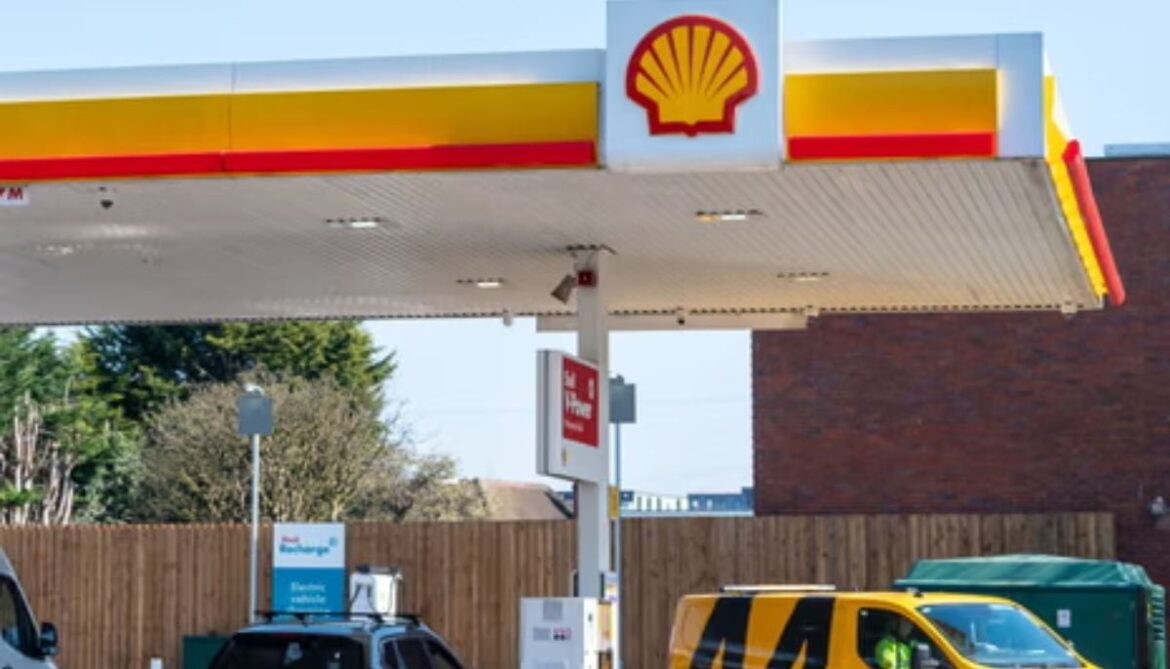Shell hits $ 6.92bn profit milestone as Iran conflict pushes oil prices higher