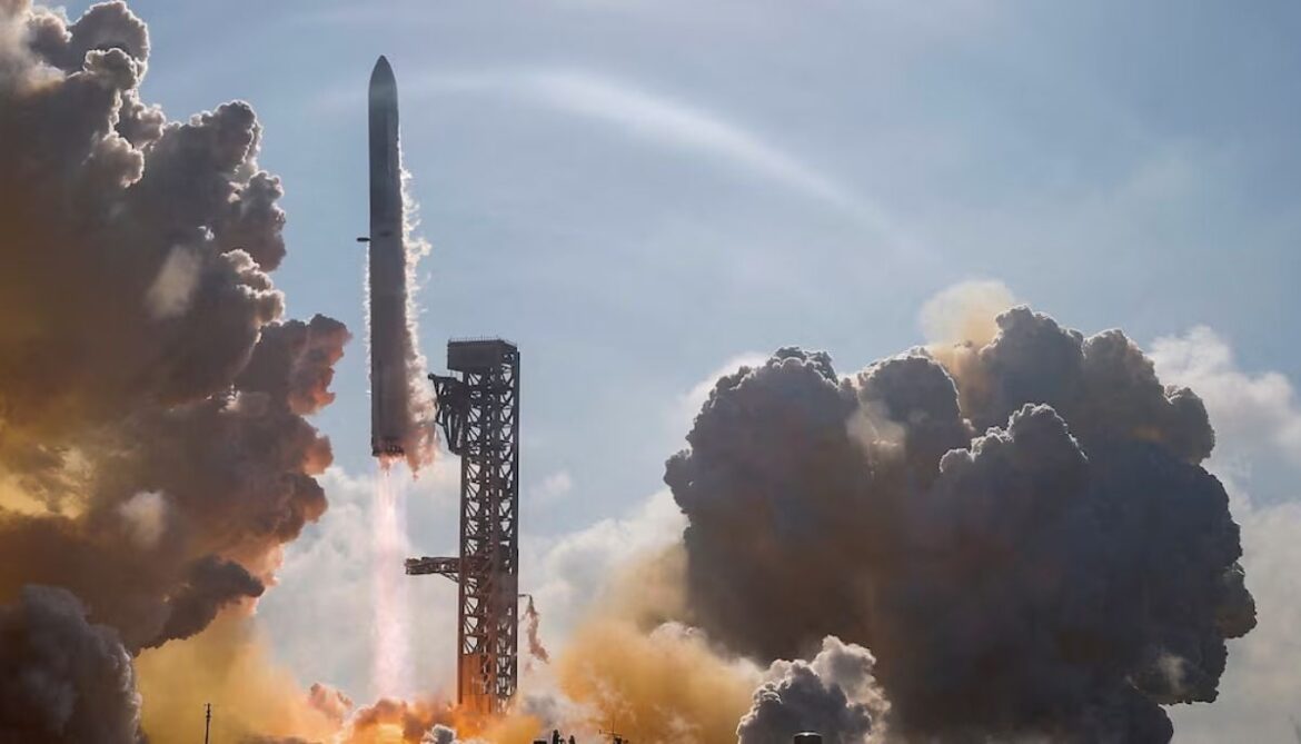  SpaceX draws intense investor interest ahead of potential market debut: What to know